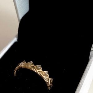 Pandora limited edition exotic crown ring gold